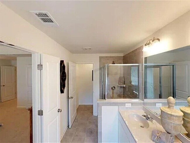 Building Photo - 24 Garrison Dr