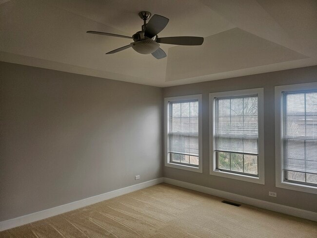 Building Photo - 447 Prestwick Ln