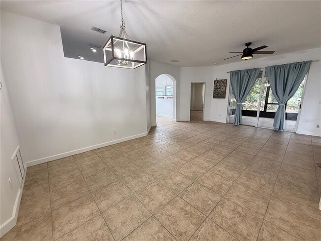 Building Photo - 1160 Cherry Valley Way