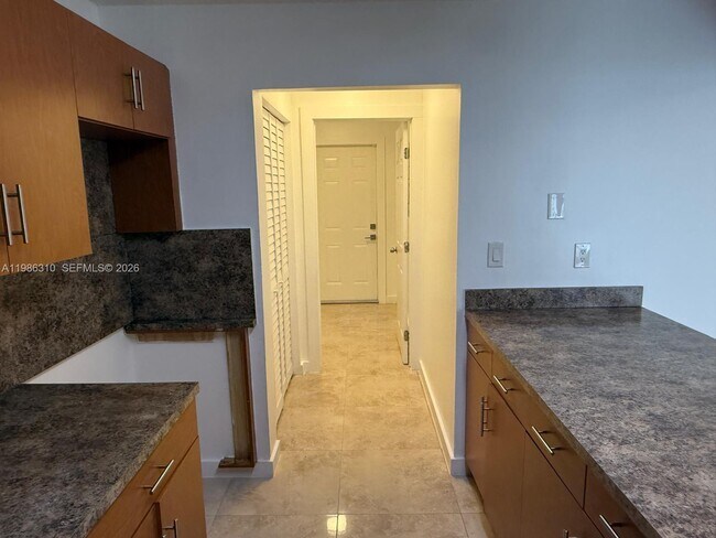 Building Photo - 1781 NW 16th St