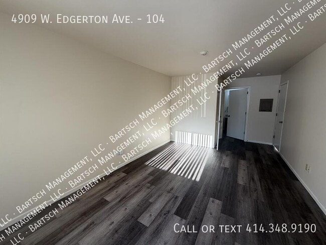 Building Photo - 4909 W Edgerton Ave