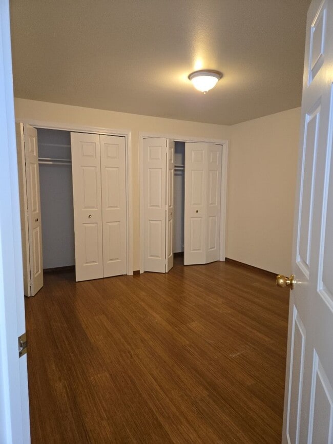 Building Photo - Charming 3-Bedroom, 2-Bath Townhouse for Rent in Ashland!