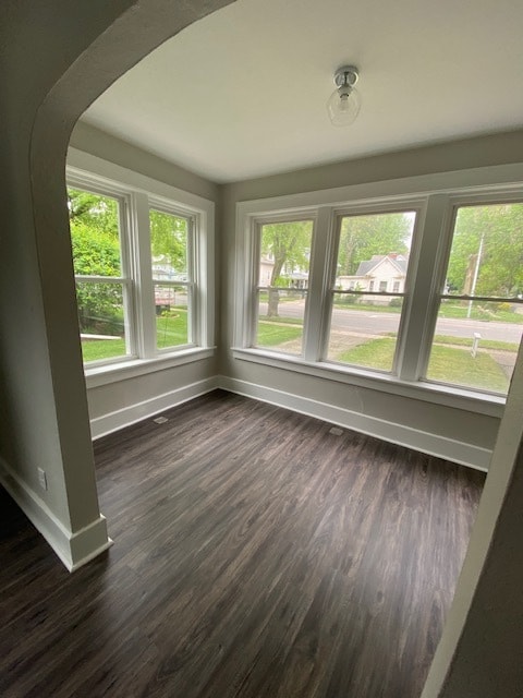 Building Photo - 721 South Grand Ave W