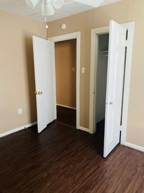 Building Photo - 108 Hardy St