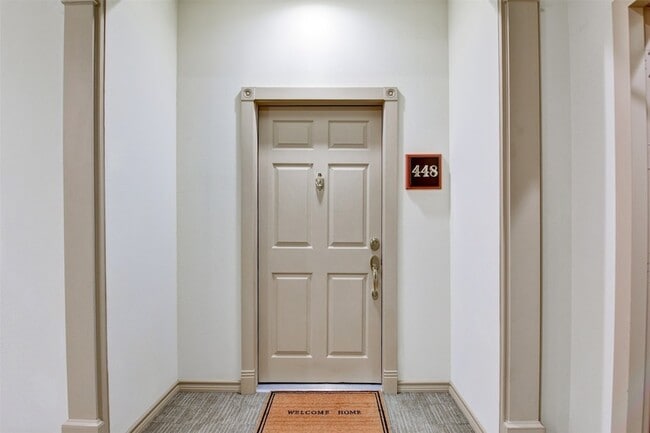 Building Photo - 2400 McCue Rd