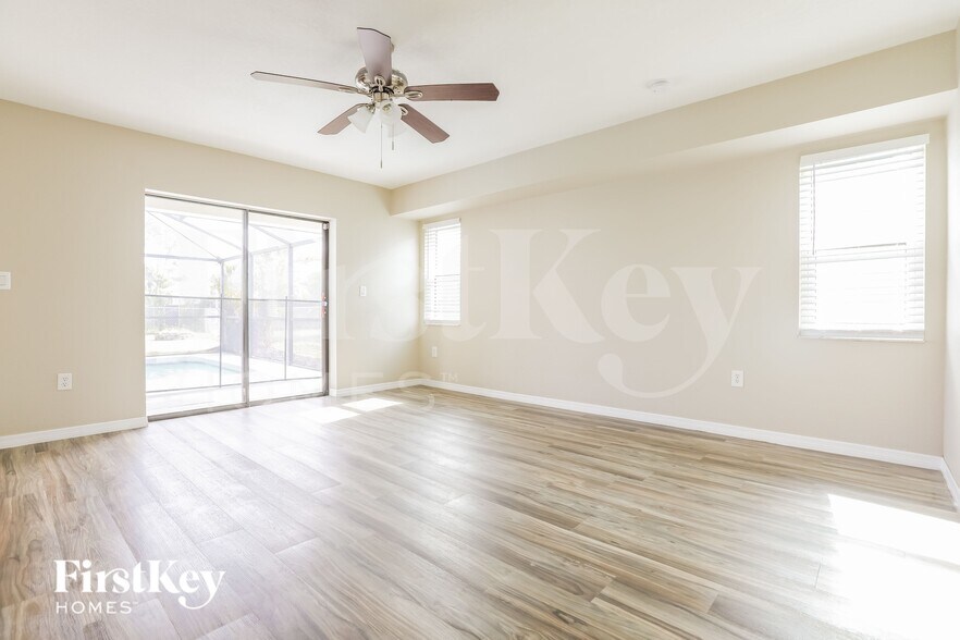 Building Photo - 23502 Shelby Ave