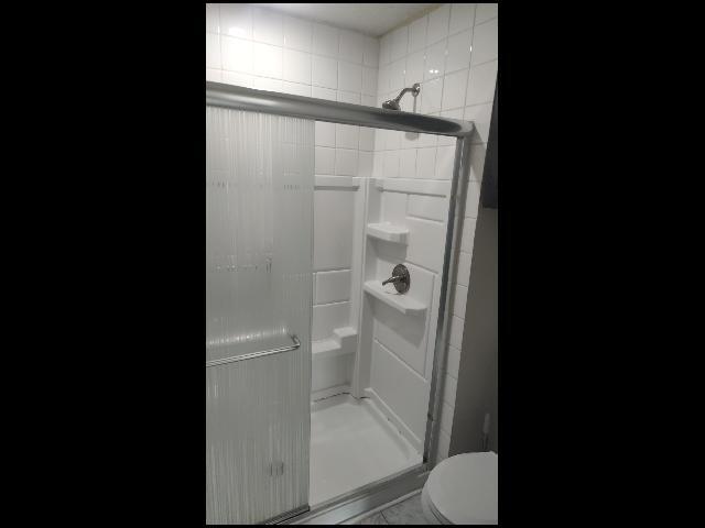 Building Photo - 401 Club Rd