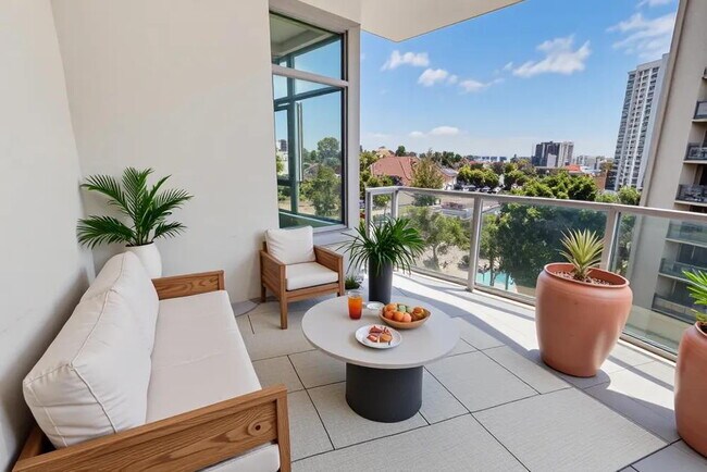 Building Photo - Skyline Views & Sophisticated Corner Living at Aria in Cortez Hill