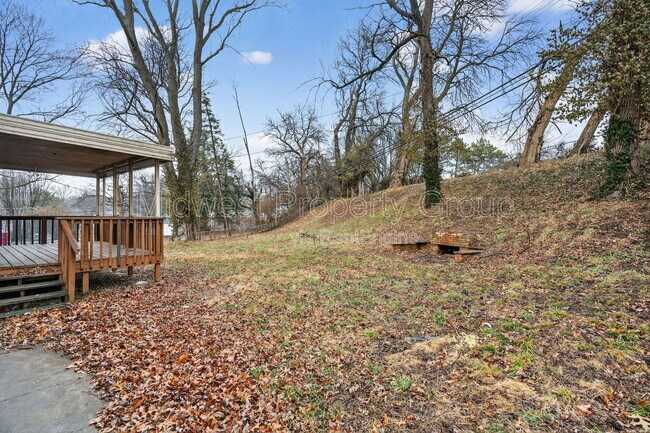 Building Photo - 1015 Avant Dr