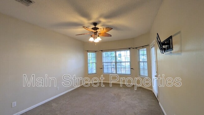 Building Photo - 1612 College Pkwy