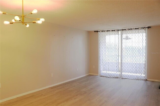 Building Photo - 2333 Feather Sound Dr