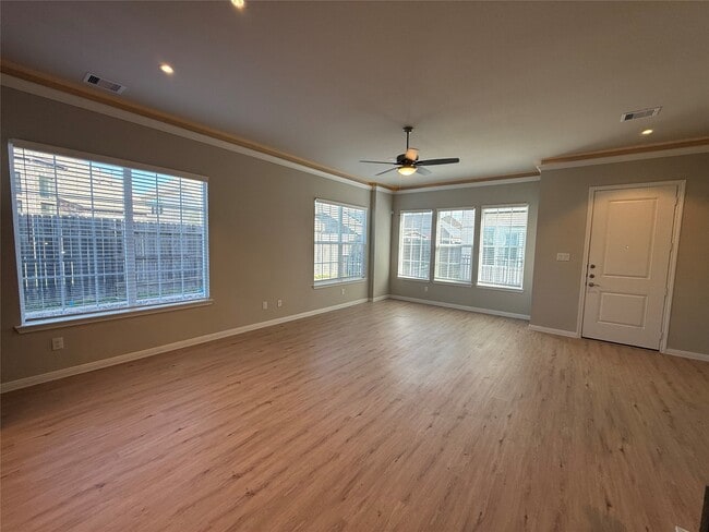 Building Photo - 12310 Monarch Mls Dr