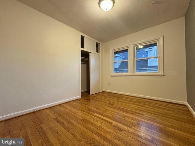 Building Photo - 2612 Sigmona St