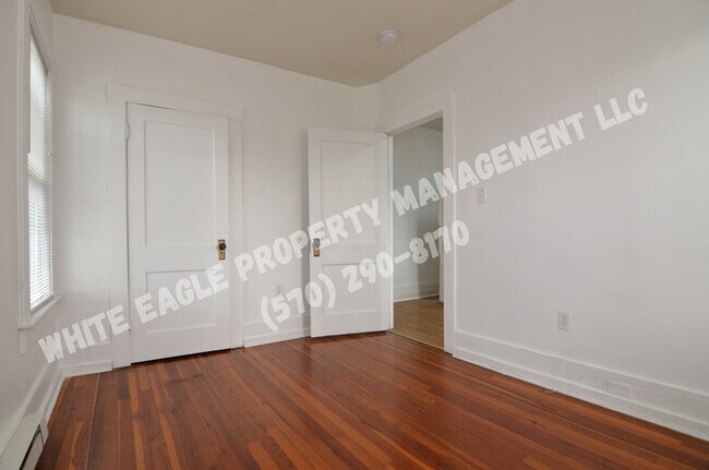 Building Photo - 738 Harrison Ave