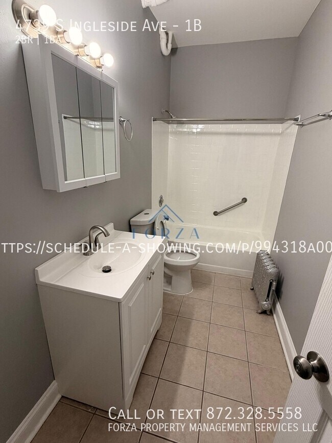 Building Photo - 4739 S Ingleside Ave