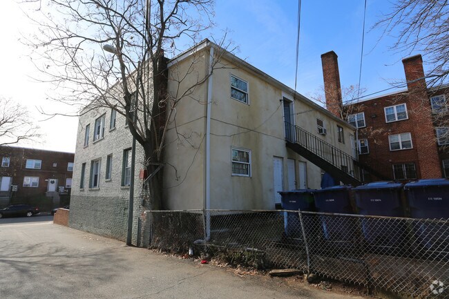 Building Photo - 1618-1620 Constitution Ave NE