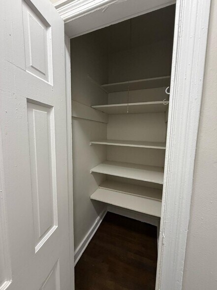 Building Photo - 89 Ridgewood Ave