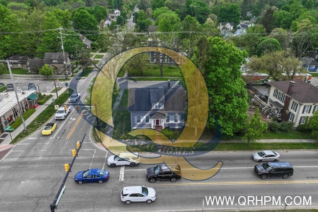 Building Photo - Available Now in Fenton!!!