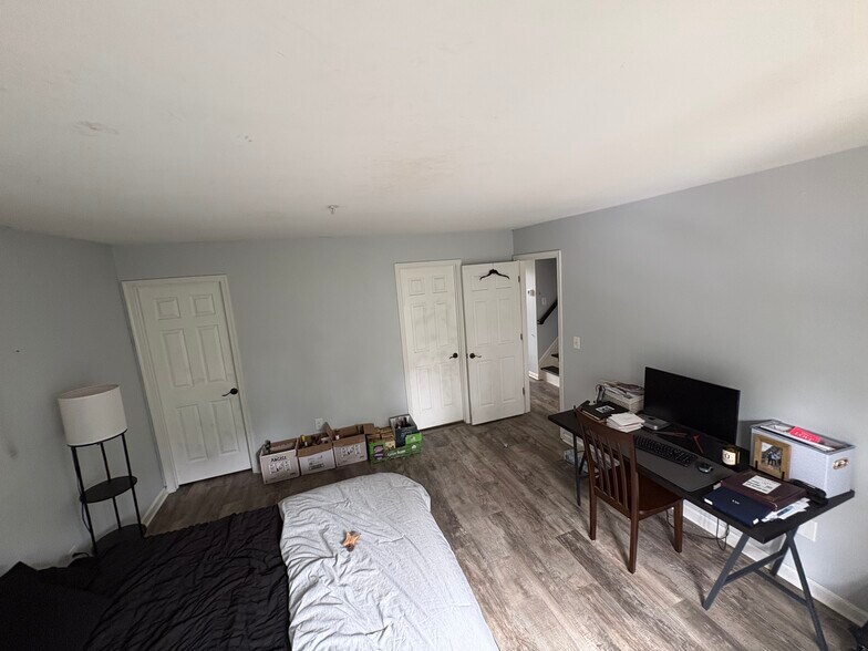 Building Photo - 638 Oakland Hills Dr
