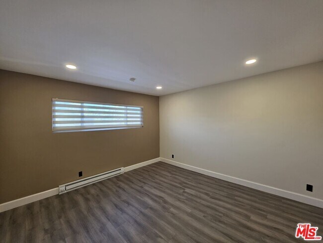 Building Photo - 2228 20th St