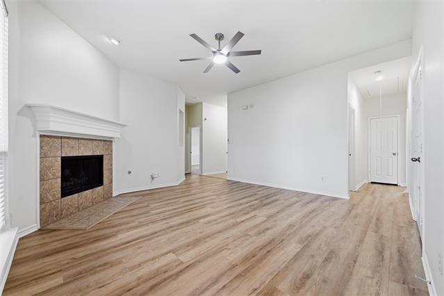 Building Photo - 1720 Avonlea Dr