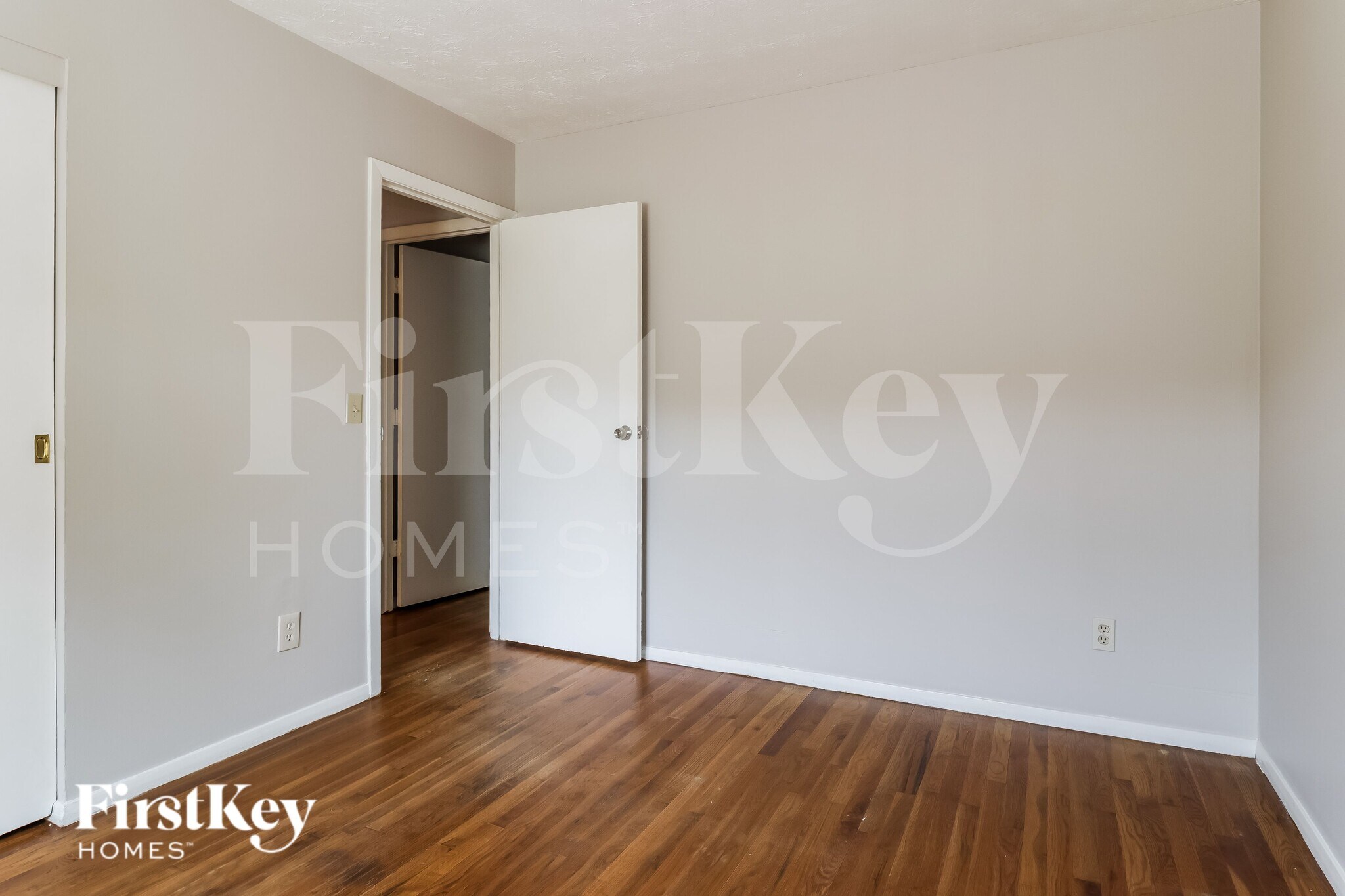 Building Photo - 11448 Raphael Pl