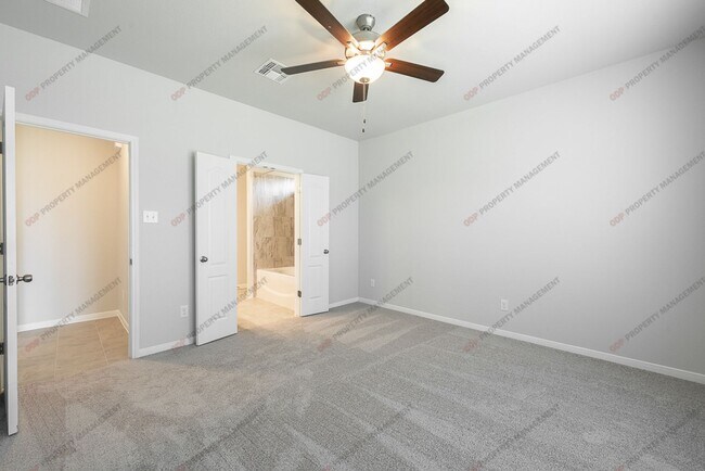 Building Photo - 3-2 Westfield Community