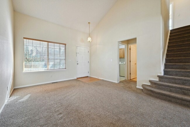 Building Photo - 5633 S Yakima St