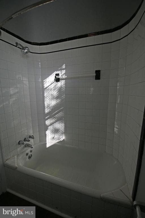 Building Photo - 12 S Filbert St