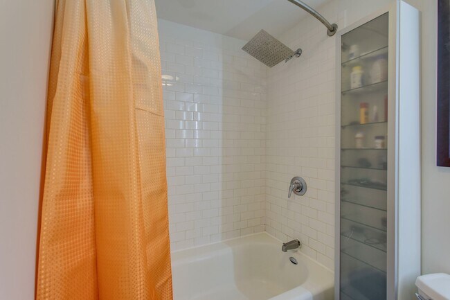 Building Photo - 239 Rep John Lewis Way N