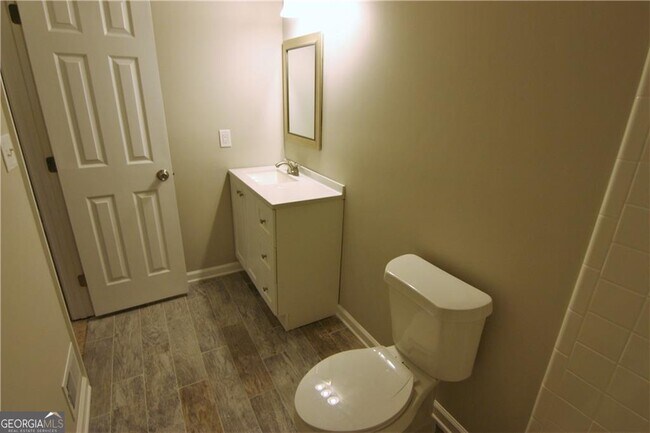 Building Photo - 2257 Turtle Club Dr NE
