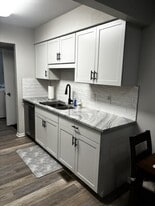 Building Photo - 3563 Dolphin Cv