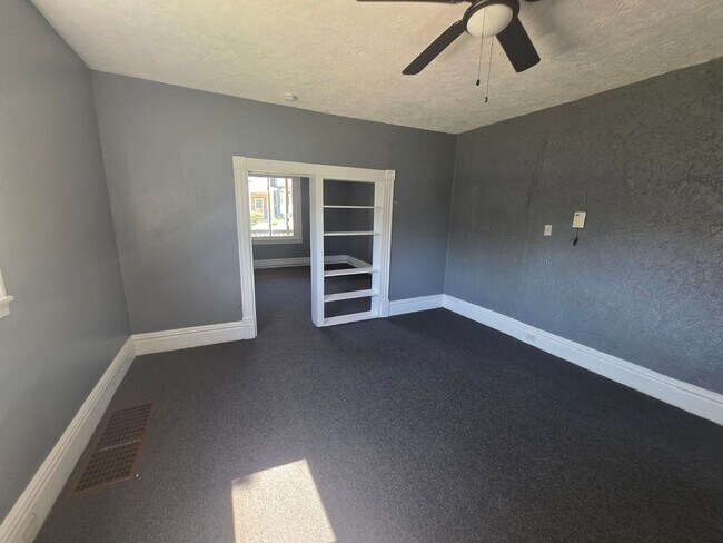 Building Photo - 1703 Bailie Ave