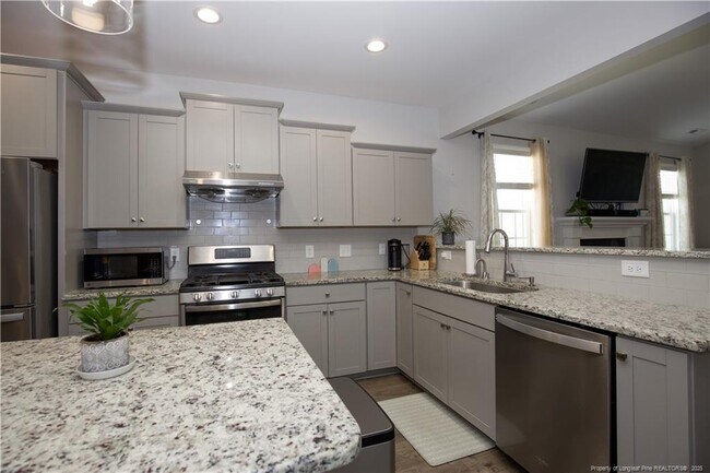 Building Photo - 1709 Stackhouse Dr