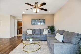 Building Photo - 9065 Hanging Tapestry Ct