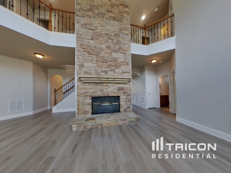 Building Photo - 701 Sterling Reserve