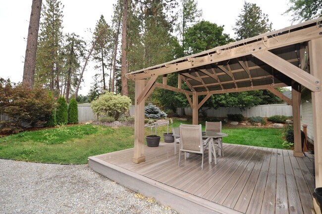 Building Photo - Best Hill Meadows Community- 3 bed 2 bath ...