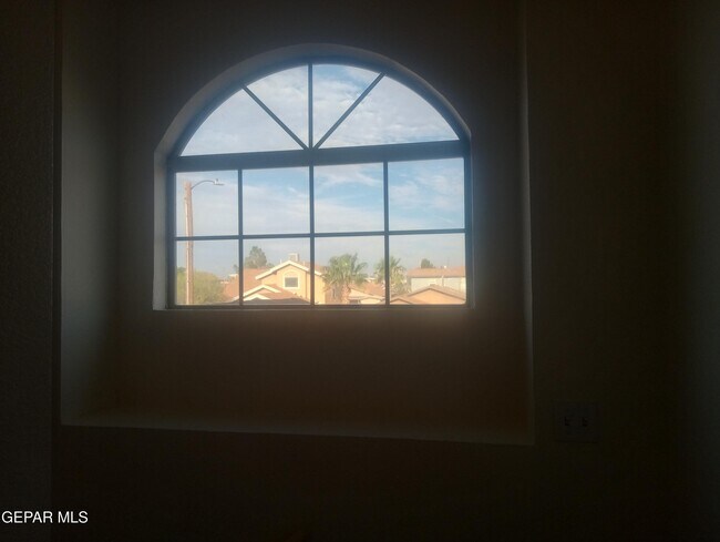 Building Photo - 13975 Vaquero Rock Dr