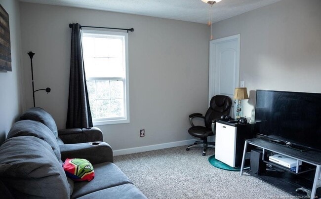 Building Photo - 1246 Brickyard Dr