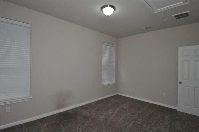 Building Photo - 7709 Menchaca Rd