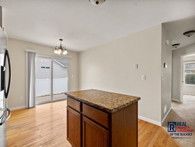 Building Photo - Charming 3 Bed, 2 Bath Home with 3-Car Gar...