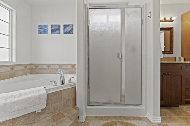 Building Photo - 9297 W Calico St