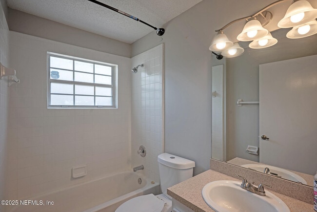 Building Photo - 7728 Pikes Peak Dr