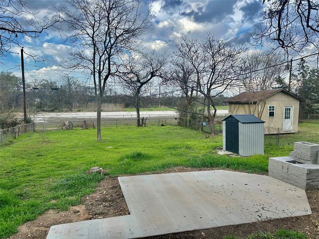 Building Photo - 1713 Kirkwood Dr