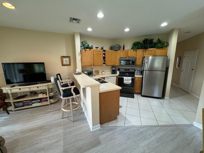 Building Photo - 8306 Mulligan Cir