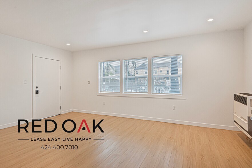 Building Photo - 3152 James M Wood Blvd