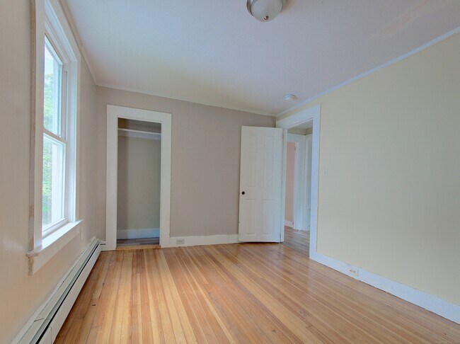 Building Photo - 1 Pratte Ave