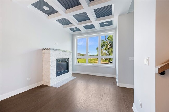 Building Photo - 6241 S Woodlawn Ave