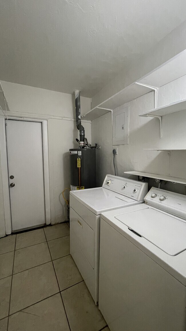 Building Photo - 2174 NE 173rd St