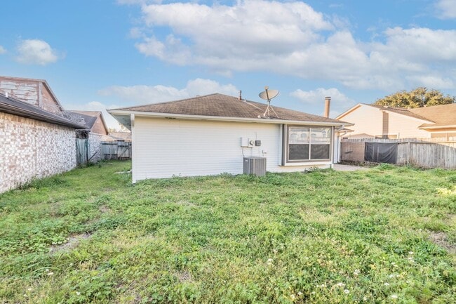 Building Photo - 17319 Gaucho Dr